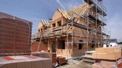 Baustelle eines großvolumigen Wohnbaus