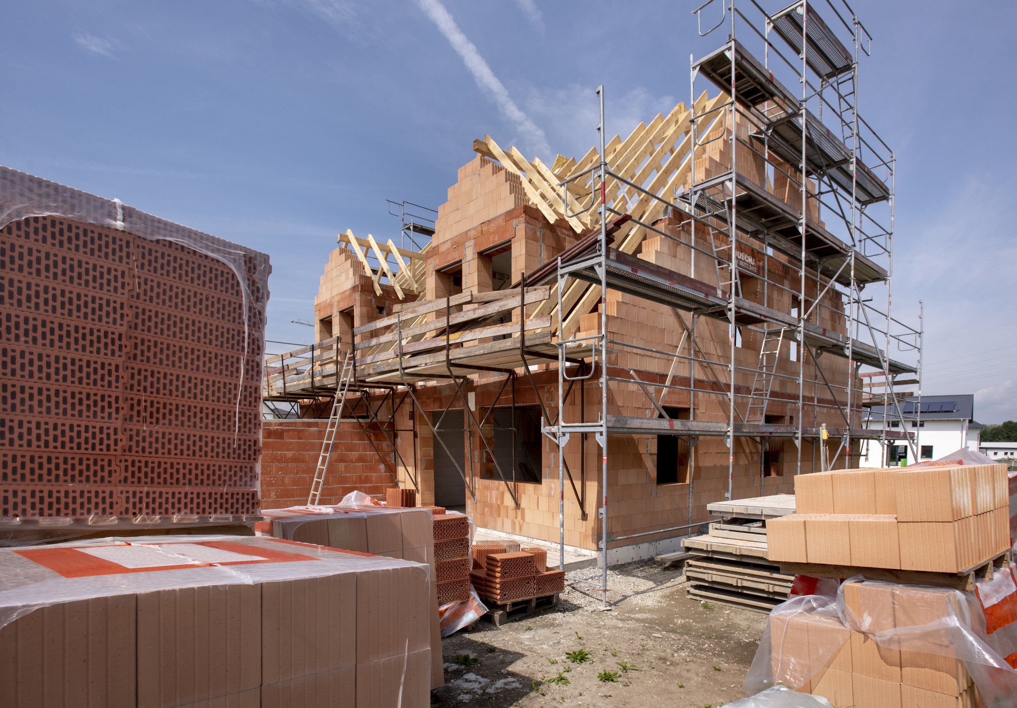 Baustelle eines großvolumigen Wohnbaus