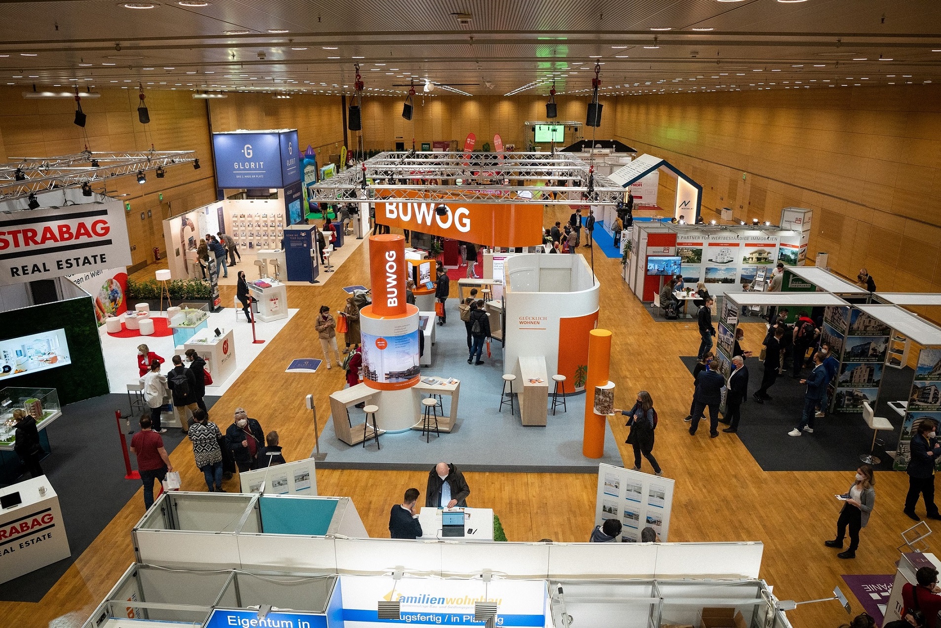 Aussteller auf einer Immobilienmesse