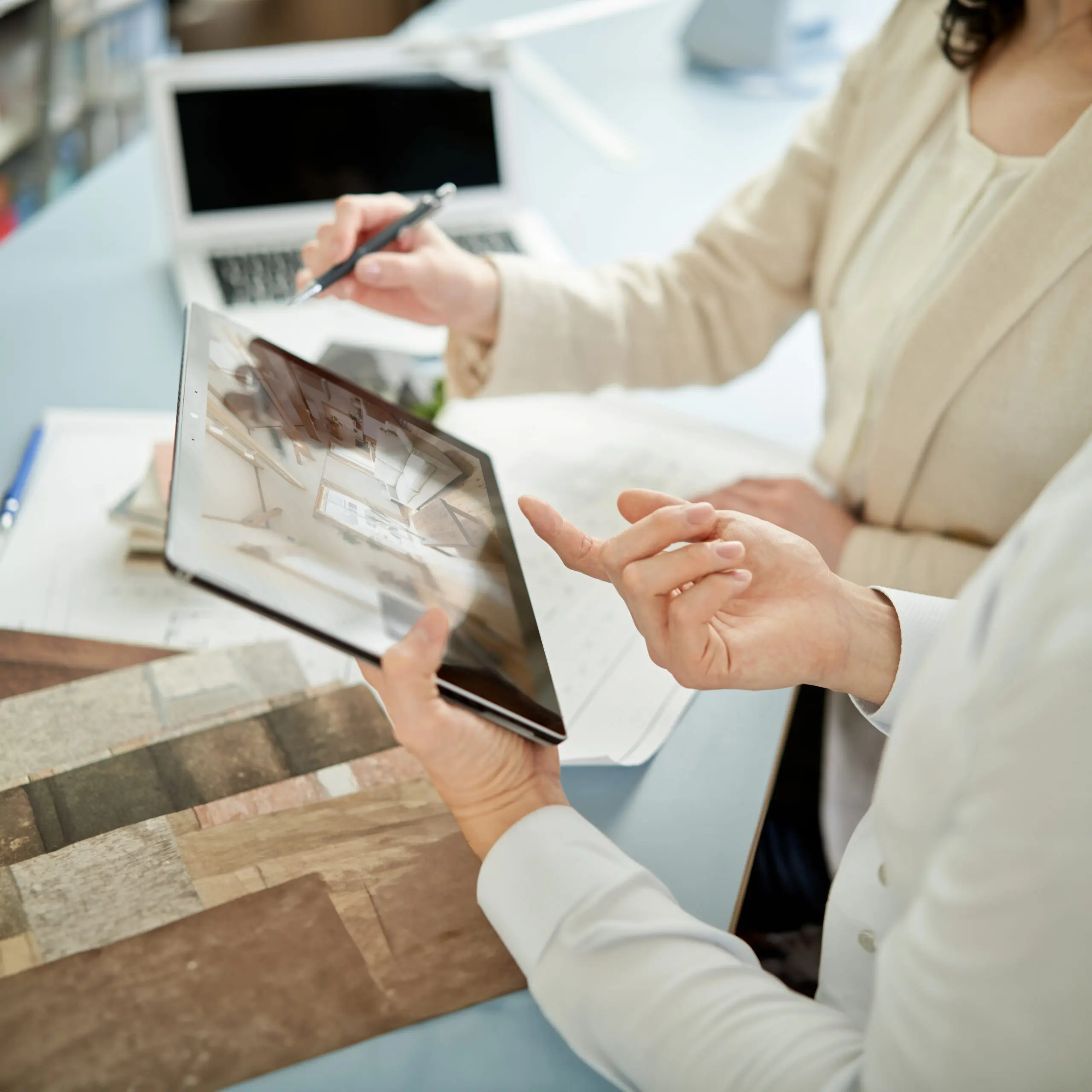Honorareingriffe bei Immobilienmaklern auf dem Prüfstand